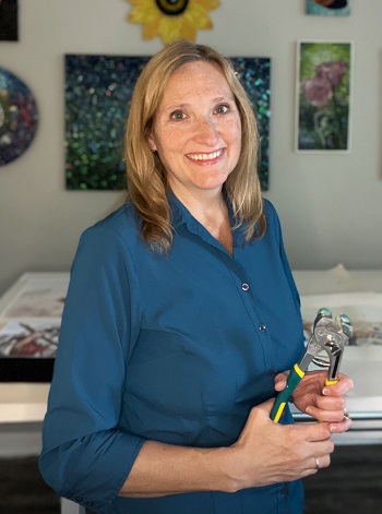 Photo of Julie Mazzoni